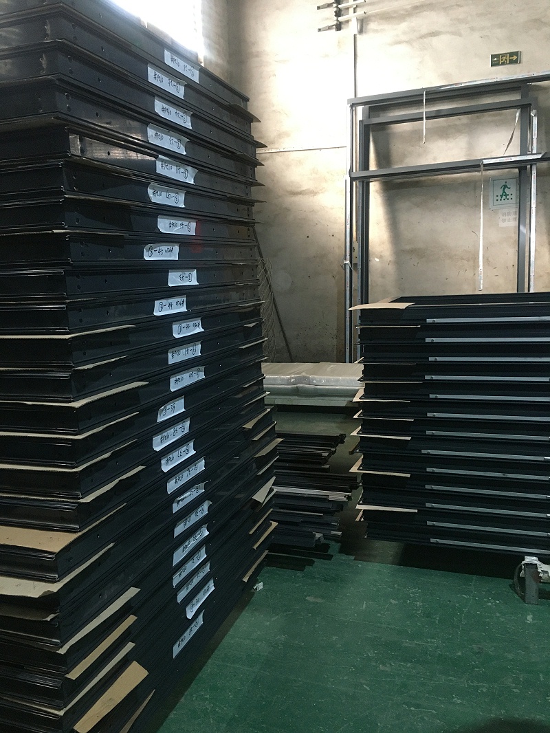 什么？你家的鋁合金門窗只要300元/平？年輕人，耗子喂汁！