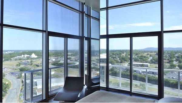 工程門窗中后裝法是什么意思？承接工程門窗項目有必要搞懂的后裝法。