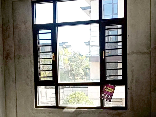 樓上樓施工現場